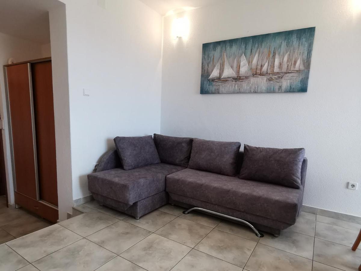 Apartments Golub Cesarica Extérieur photo